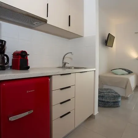 Yiasemi Lägenhet Skyros